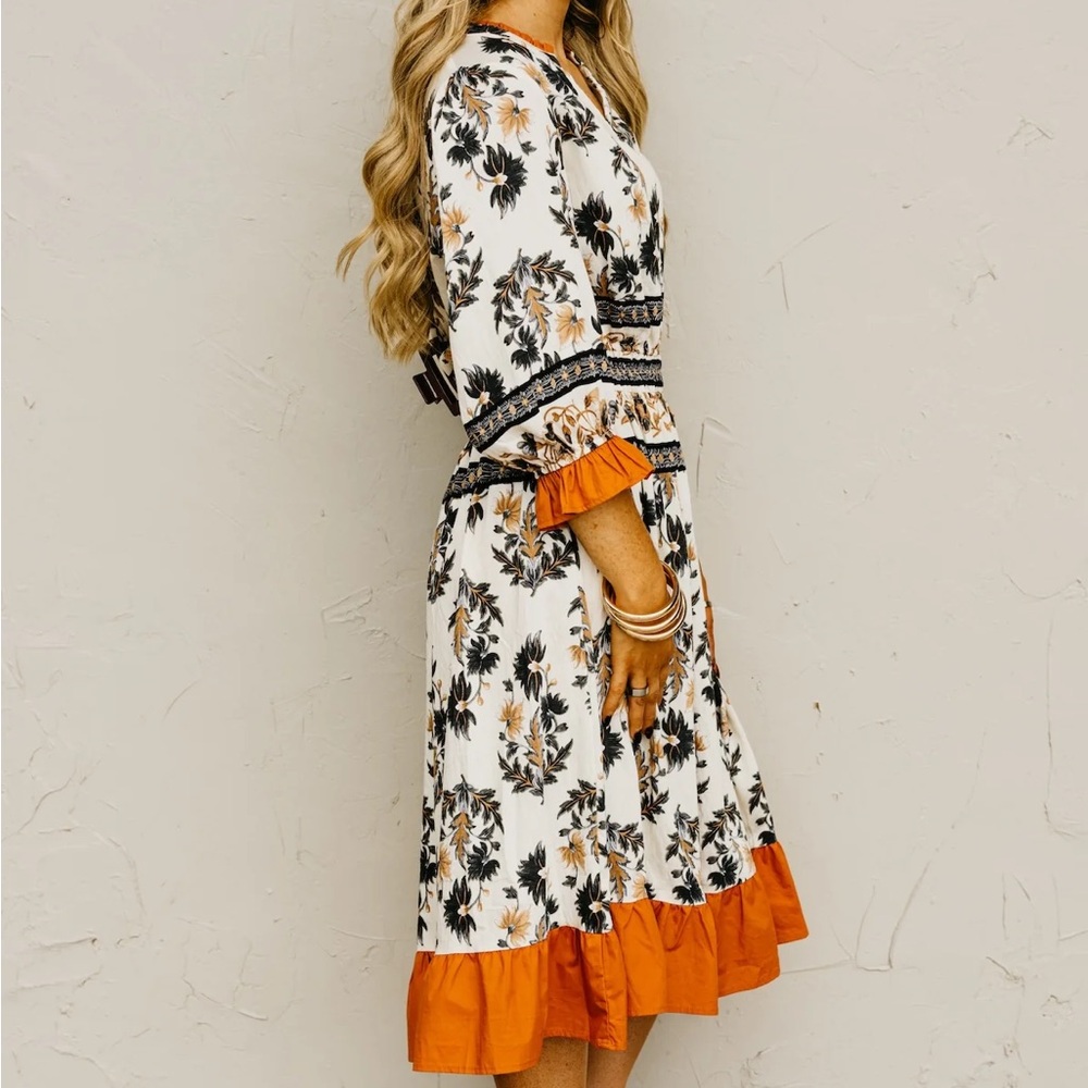 The Cynthia Ruffled Boarder Midi Dress - L - Picture 4 of 15